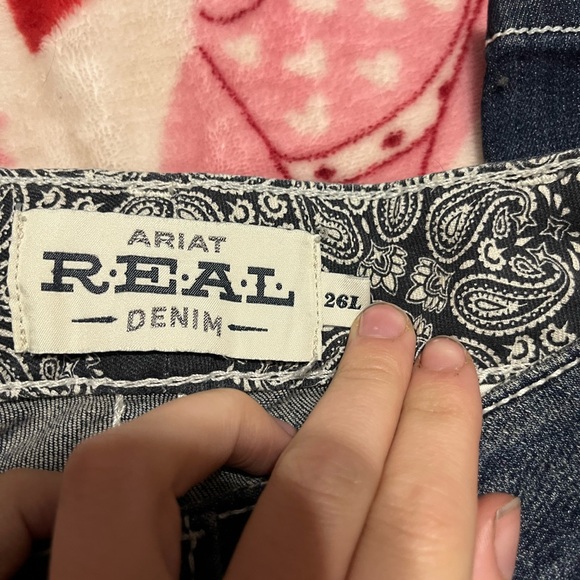 26 long ariat jeans - Picture 3 of 4